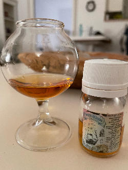 Photo of the rum Vieux-Rhum taken from user Frank