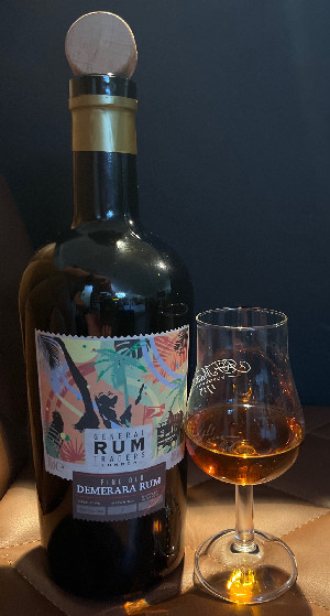 Photo of the rum Fine Old Demerara Rum taken from user BTHHo 🥃