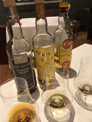 Photo of the rum Demerara The Original Still taken from user cigares 