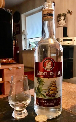 Photo of the rum Montebello Blanc taken from user Stefan Persson