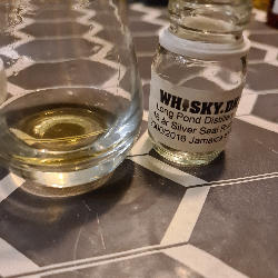 Photo of the rum 2000 taken from user Steffmaus🇩🇰