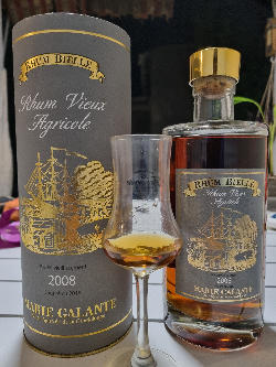 Photo of the rum 10 ans d’âge taken from user Pascal Gwada