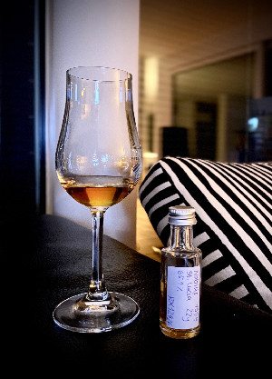 Photo of the rum No. 17 SLD taken from user Jakob