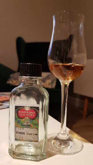 Photo of the rum Reunion (Selected by Rum Stylez) Grand Arôme taken from user ...and a bottle of Rum.