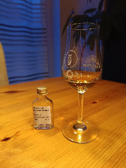 Photo of the rum Master Blender Collection Pot Still Rum taken from user Basti