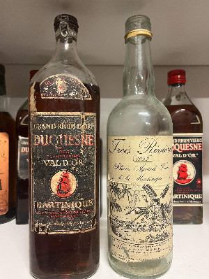 Photo of the rum 1953 taken from user Johannes