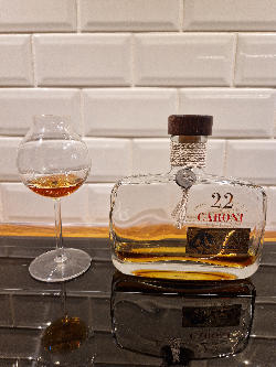 Photo of the rum Small Batch Rare Rums taken from user FischeJ