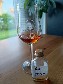 Photo of the rum Rumclub Private Selection Ed. 16 Treasure Cask GMG taken from user Basti