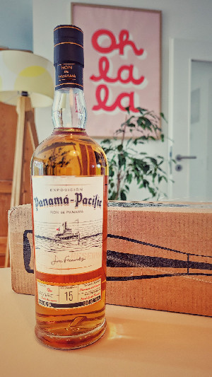 Photo of the rum Panama-Pacific Aged 15 Years taken from user Rum&More