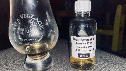 Photo of the rum Rum Artesanal Jamaica Rum JMM taken from user DeMaddin