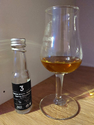 Photo of the rum Reserve Rum of Mauritius taken from user w00tAN