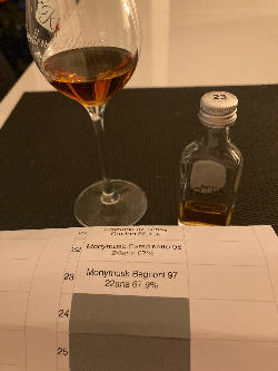 Photo of the rum Exclusive for Guiseppe Begnoni EMB taken from user TheRhumhoe