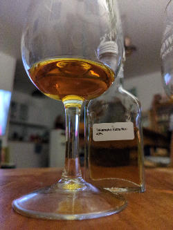 Photo of the rum Takamaka Extra Noir (Charred Cask Rum) taken from user crazyforgoodbooze