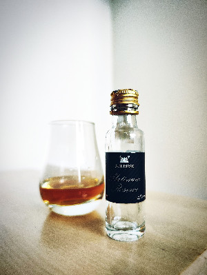 Photo of the rum Platinum Reserve Small Batch No. 1 taken from user The little dRUMmer boy AkA rum_sk