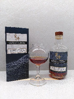 Photo of the rum Rum Artesanal Guyana Rum VSG taken from user Speedflo