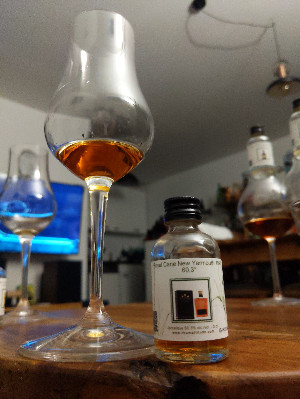 Photo of the rum The Royal Cane Cask Company taken from user crazyforgoodbooze