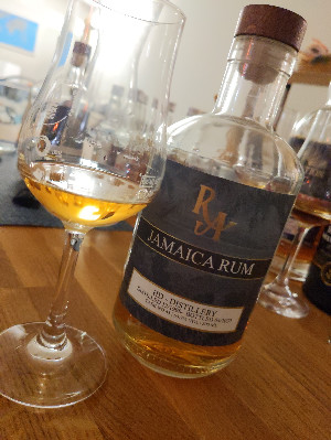 Photo of the rum Rum Artesanal Jamaica Rum HLCF taken from user crazyforgoodbooze