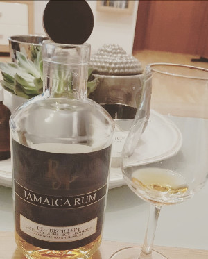 Photo of the rum Rum Artesanal Jamaica Rum HLCF taken from user SaibotZtar 