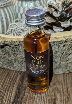Photo of the rum Non Plus Ultra Very Rare Rum taken from user heckto🥃