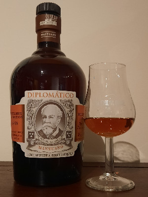 Photo of the rum Diplomático / Botucal Mantuano taken from user Werner10