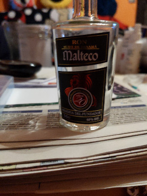 Photo of the rum Malteco 20 Years - Reserva Del Fundador taken from user Scotty1960