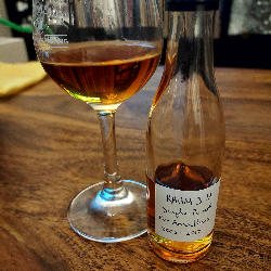 Photo of the rum Single Barrel (Selected by Amathus) taken from user Rowald Sweet Empire