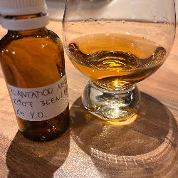 Photo of the rum Plantation Australia 2007 (One-Time Limited Edition) taken from user ordogh