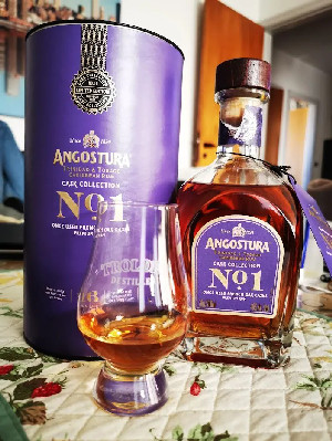 Photo of the rum Angostura No. 1 Cask Collection Batch 2 taken from user Kevin Sorensen 🇩🇰