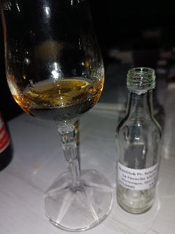 Photo of the rum Rumclub Private Selection Ed. 19 Rhum Agricole VSOP taken from user Michael Ihmels 🇩🇪