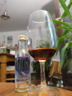 Photo of the rum Trinidad 13 taken from user crazyforgoodbooze