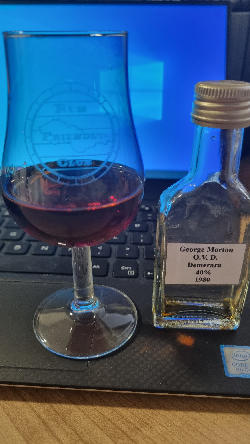 Photo of the rum O.V.D. Old Vatted Demerara 100 Proof 1980s taken from user Martin Švojgr