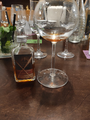 Photo of the rum Plantation Ambre Ferrand Finish (The Nectar) CRV taken from user Artur Schönhütte