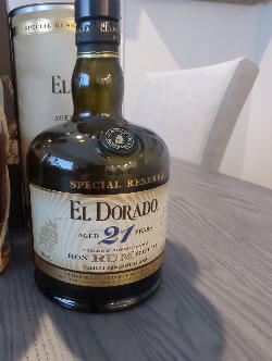 Photo of the rum El Dorado 21 (2020 Release) taken from user Shaun Abel