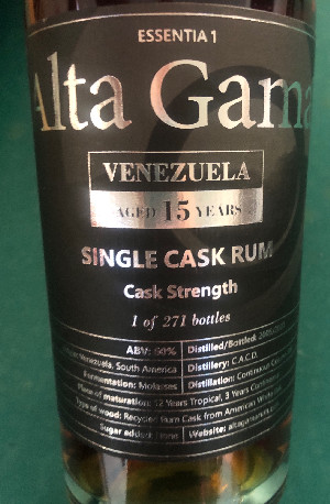 Photo of the rum Alta Gama Essentia 1 Venezuela taken from user BTHHo 🥃