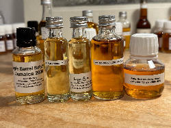 Photo of the rum Small Batch Rare Rums taken from user Johannes