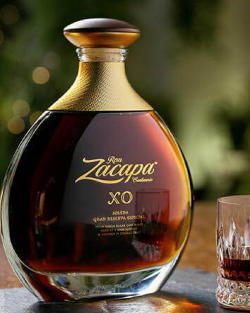 Photo of the rum Ron Zacapa Centenario XO Solera (3. Edition) taken from user LukaŽiga