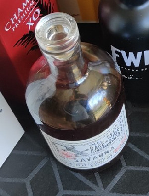 Photo of the rum Small Batch Rare Rums taken from user Vincent D