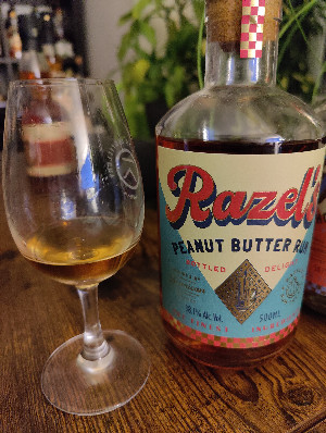 Photo of the rum Razel‘s Peanut Butter Rum taken from user Gin & Bricks