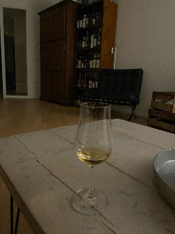 Photo of the rum Jamaica Single Cask Rum Double Cask Matured LROK taken from user Adrian Wahl