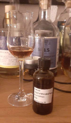 Photo of the rum Tamosi Original Blended Rum (First Edition) taken from user Alexander Rasch