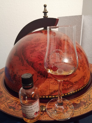 Photo of the rum Guadeloupe No. 2 taken from user Gunnar Böhme "Bauerngaumen" 🤓