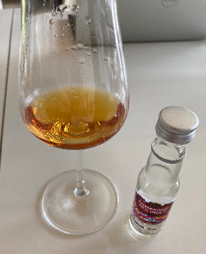 Photo of the rum Reunion (Bottled for Denmark) taken from user Johnny Rumcask