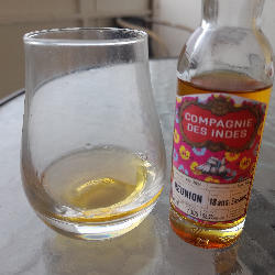 Photo of the rum Reunion (Bottled for Denmark) taken from user Timo Groeger