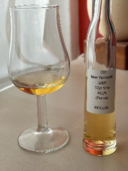 Photo of the rum Jamaica (Bottled for Perola) taken from user Tschusikowsky