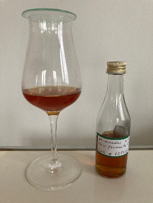 Photo of the rum Old Jamaican Rum (Aficionados) taken from user Johnny Rumcask