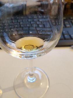 Photo of the rum New Grove Savoir Faire Single Cask taken from user Artur Schönhütte