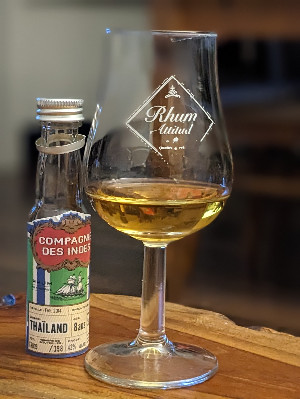 Photo of the rum Thailand taken from user crazyforgoodbooze