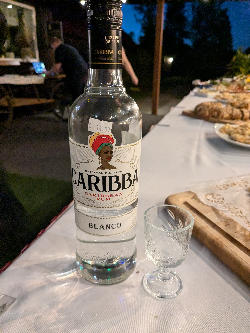 Photo of the rum Caribba Rum Blanco taken from user Artur Schönhütte