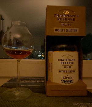 Photo of the rum Chairman‘s Reserve Master‘s Selection (Kirsch Import) taken from user DomM