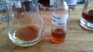 Photo of the rum CRHUM No. 1 taken from user Nivius
